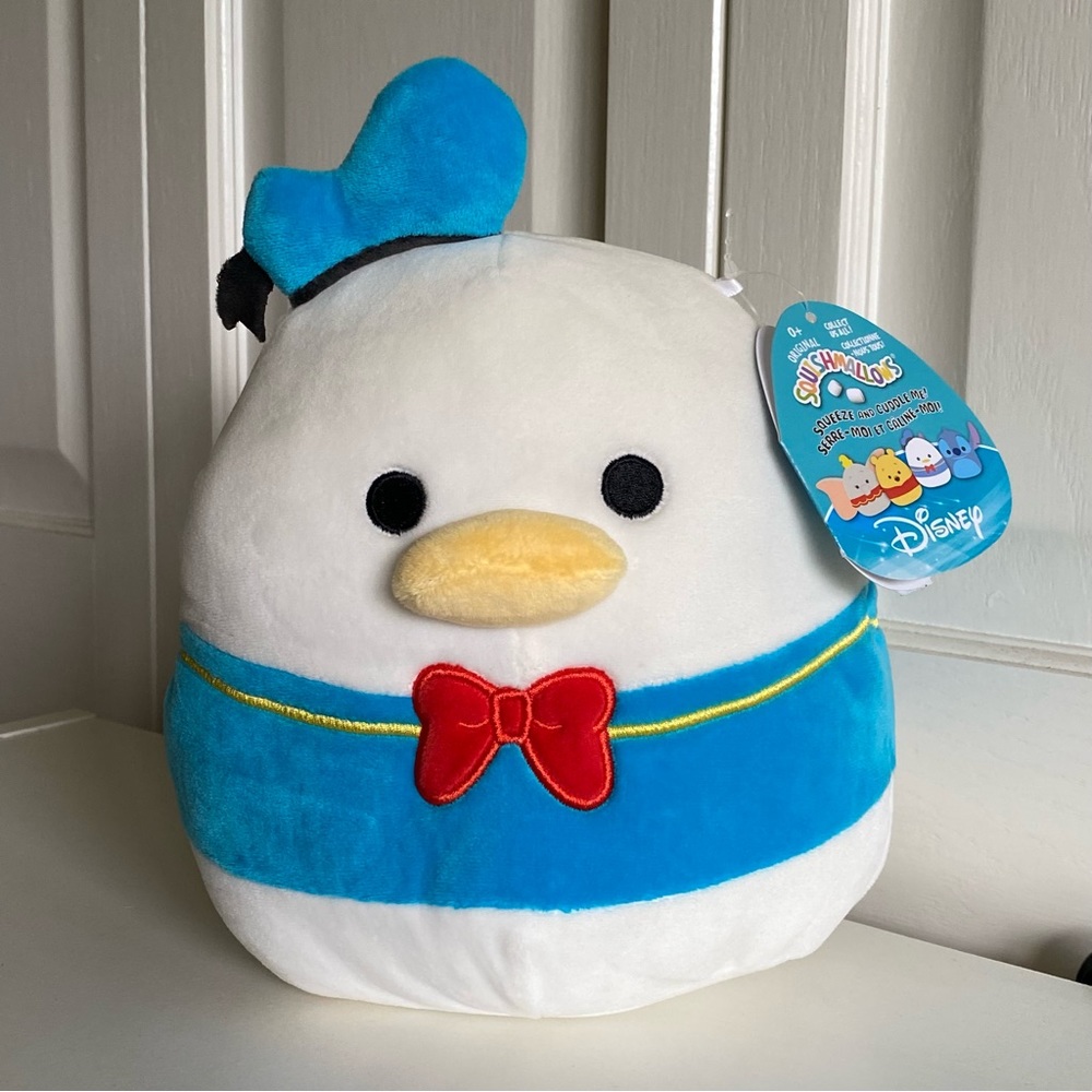 Squishmallows 8” Donald Duck